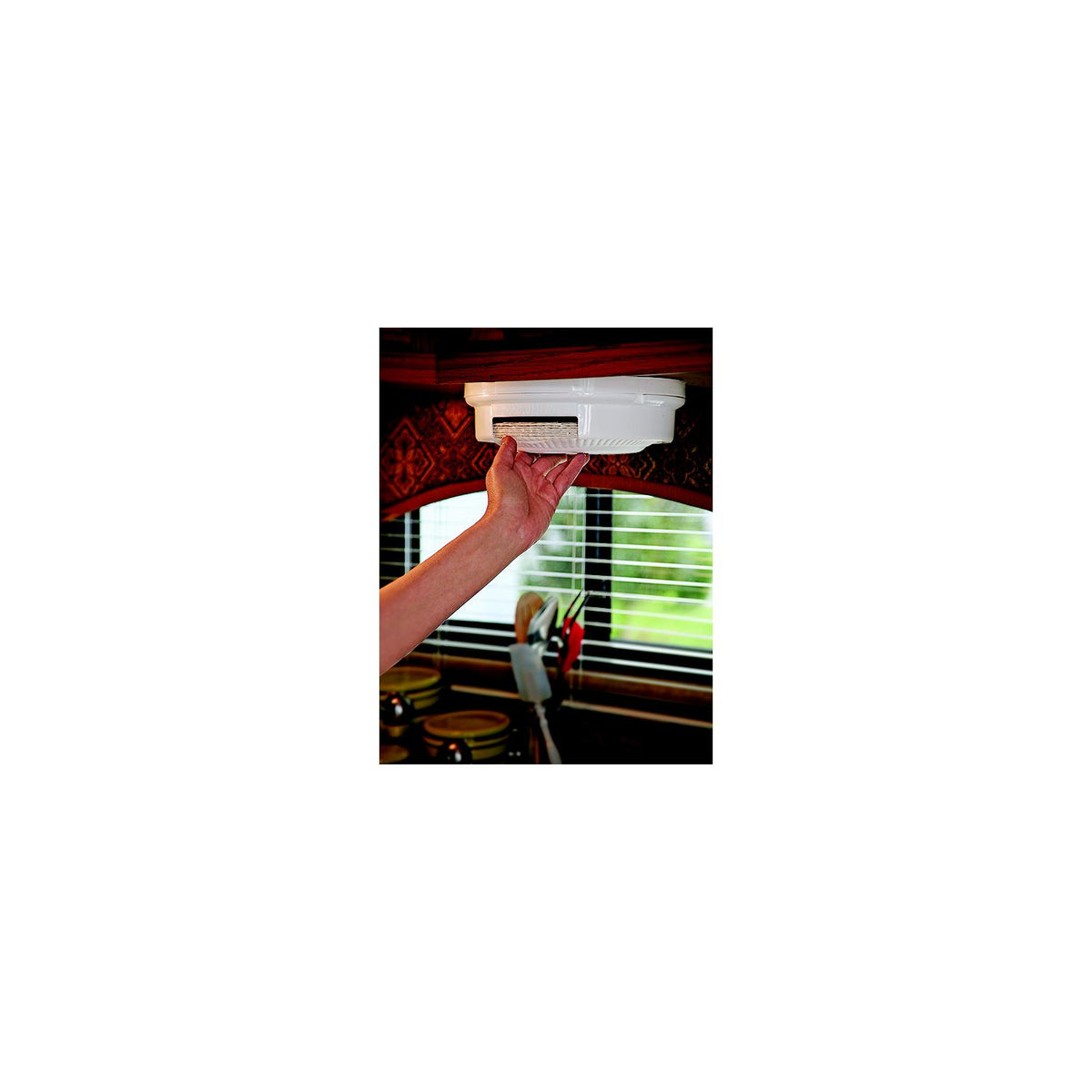 Camco Pop-A-Plate® -Modern Boat Sales & Service