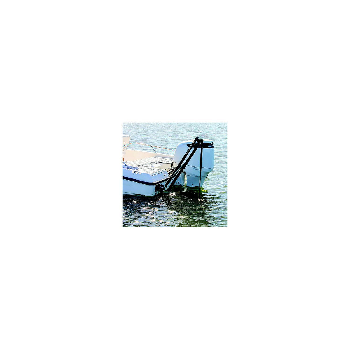 Lewmar 69600943 Axisâ„¢ Shallow Water Anchor, White -Modern Boat Sales & Service